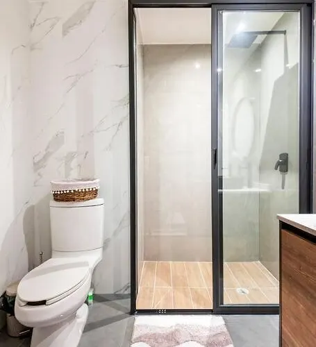 Luxury With Incredible Amenities Apartment