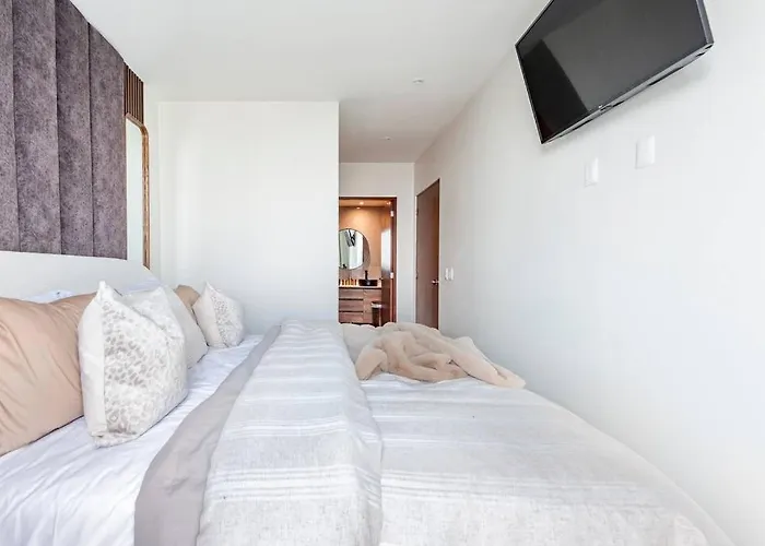 Apartment Luxury With Incredible Amenities *