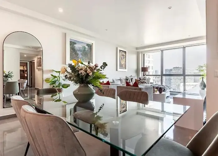Apartment Luxury With Incredible Amenities *