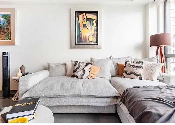 Apartment Luxury With Incredible Amenities *