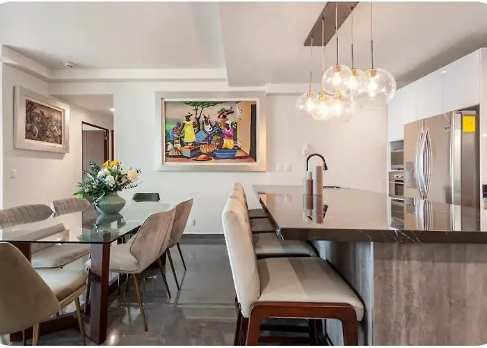 Apartment Luxury With Incredible Amenities *