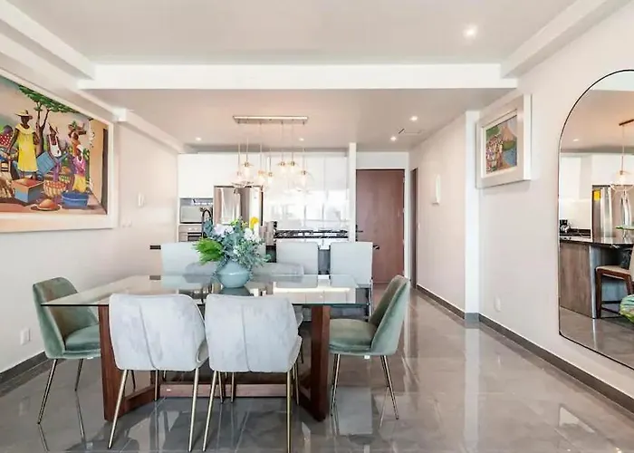 Luxury With Incredible Amenities Apartment