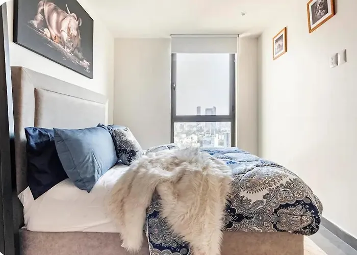 Apartment Luxury With Incredible Amenities *