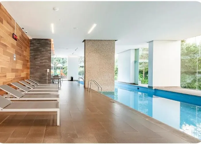 Luxury With Incredible Amenities Apartment *